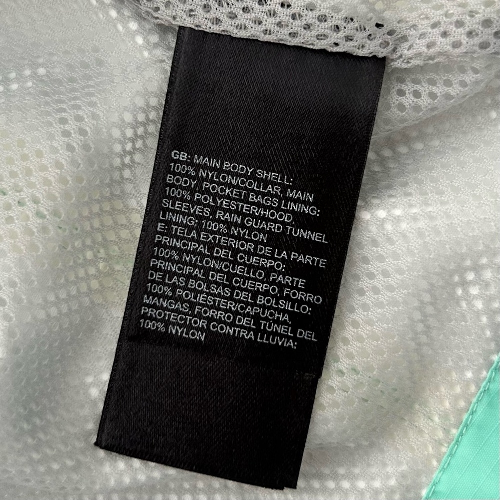 The North Face Windbreaker Jacket - Picture 12 of 14